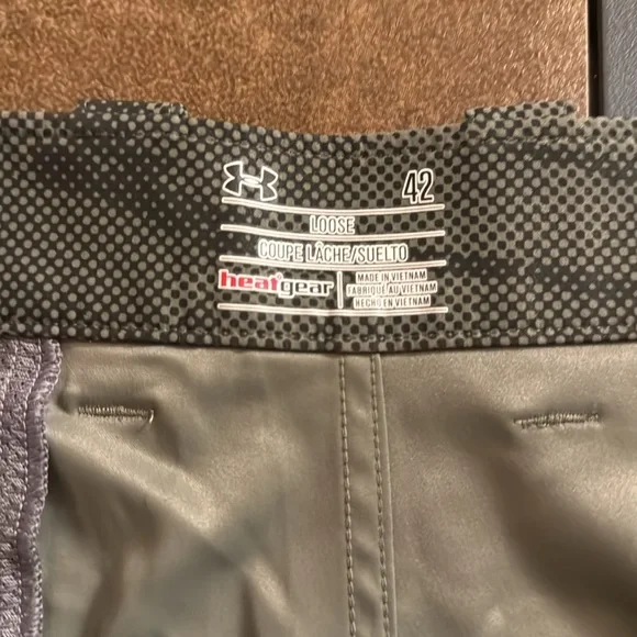 Under Armour Cargo Board Shorts - Picture 3 of 6